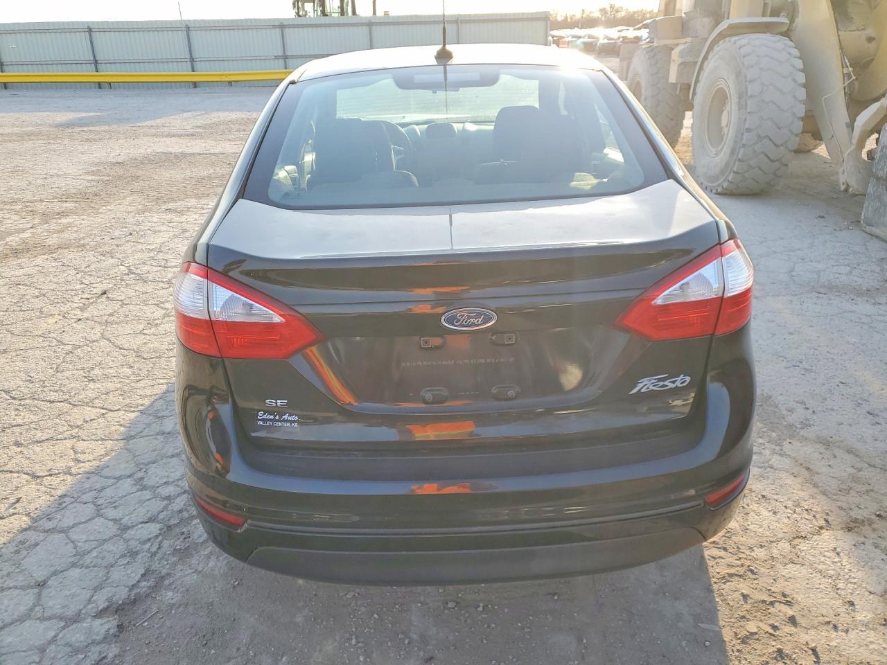 2015 FORD Fiesta