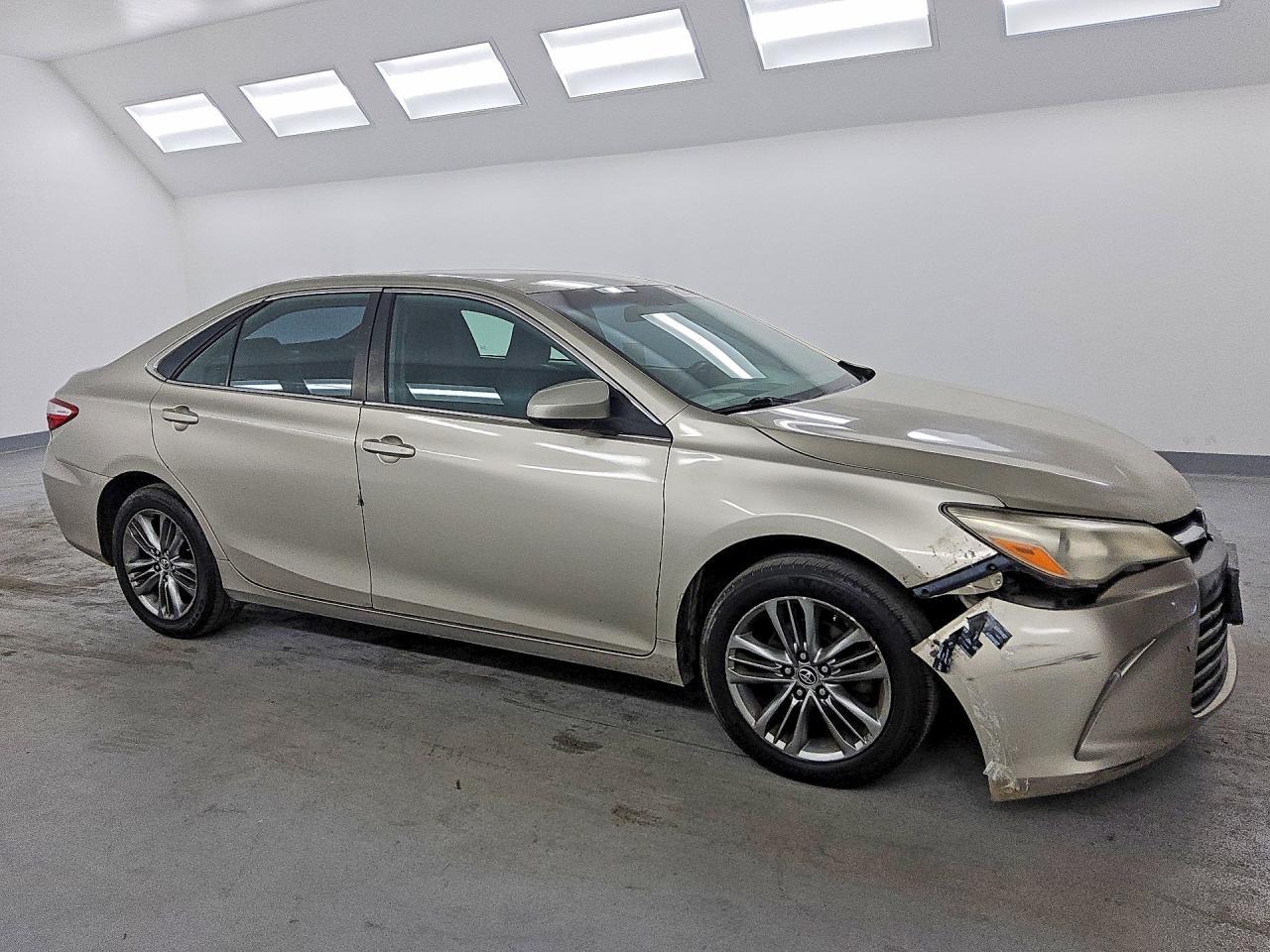 2015 TOYOTA CAMRY