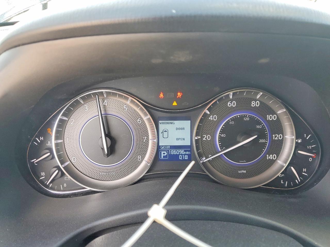 2016 INFINITI QX80