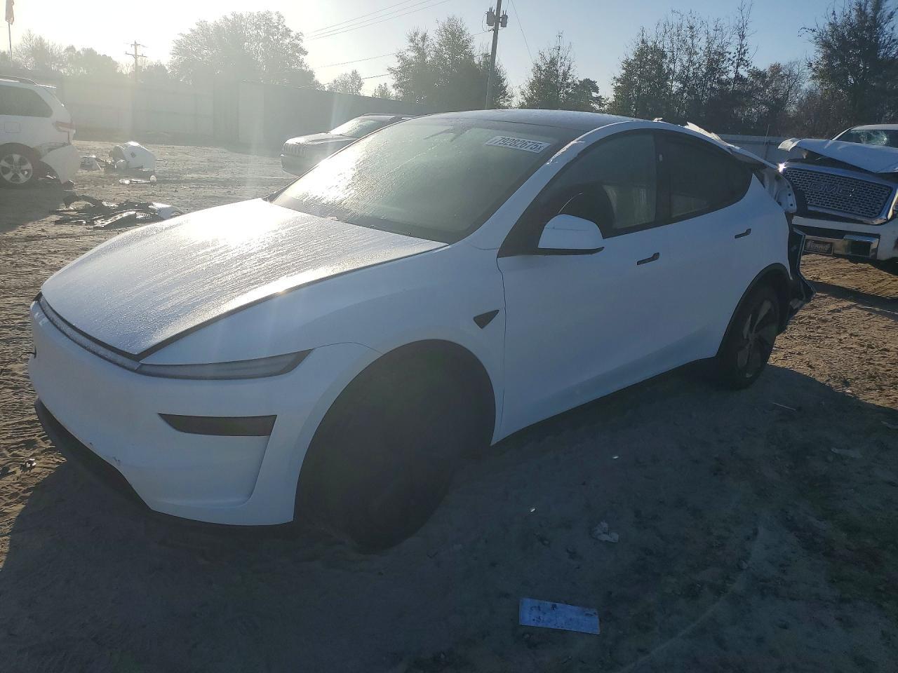 2026 TESLA MODEL Y