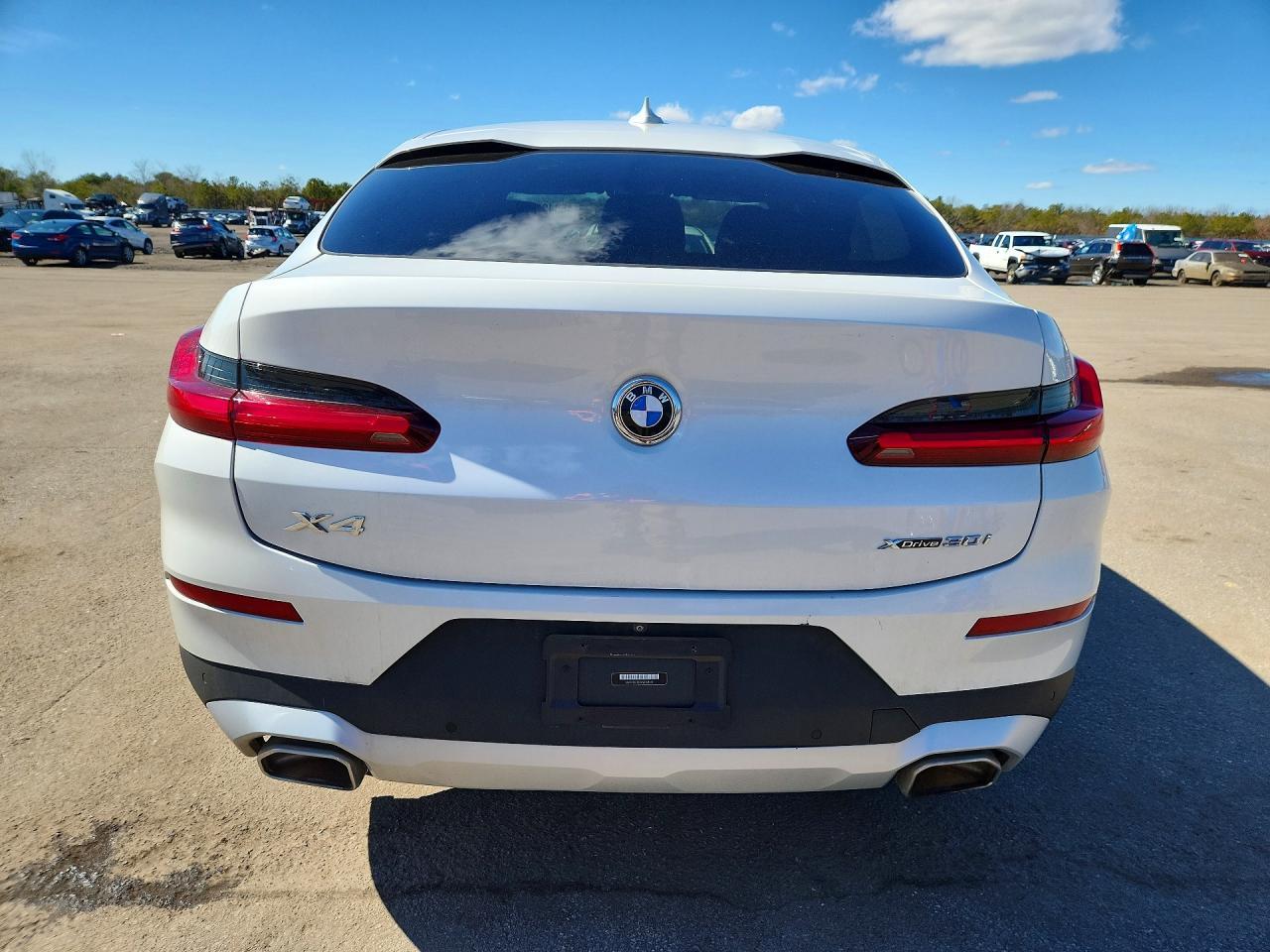 2023 BMW X4