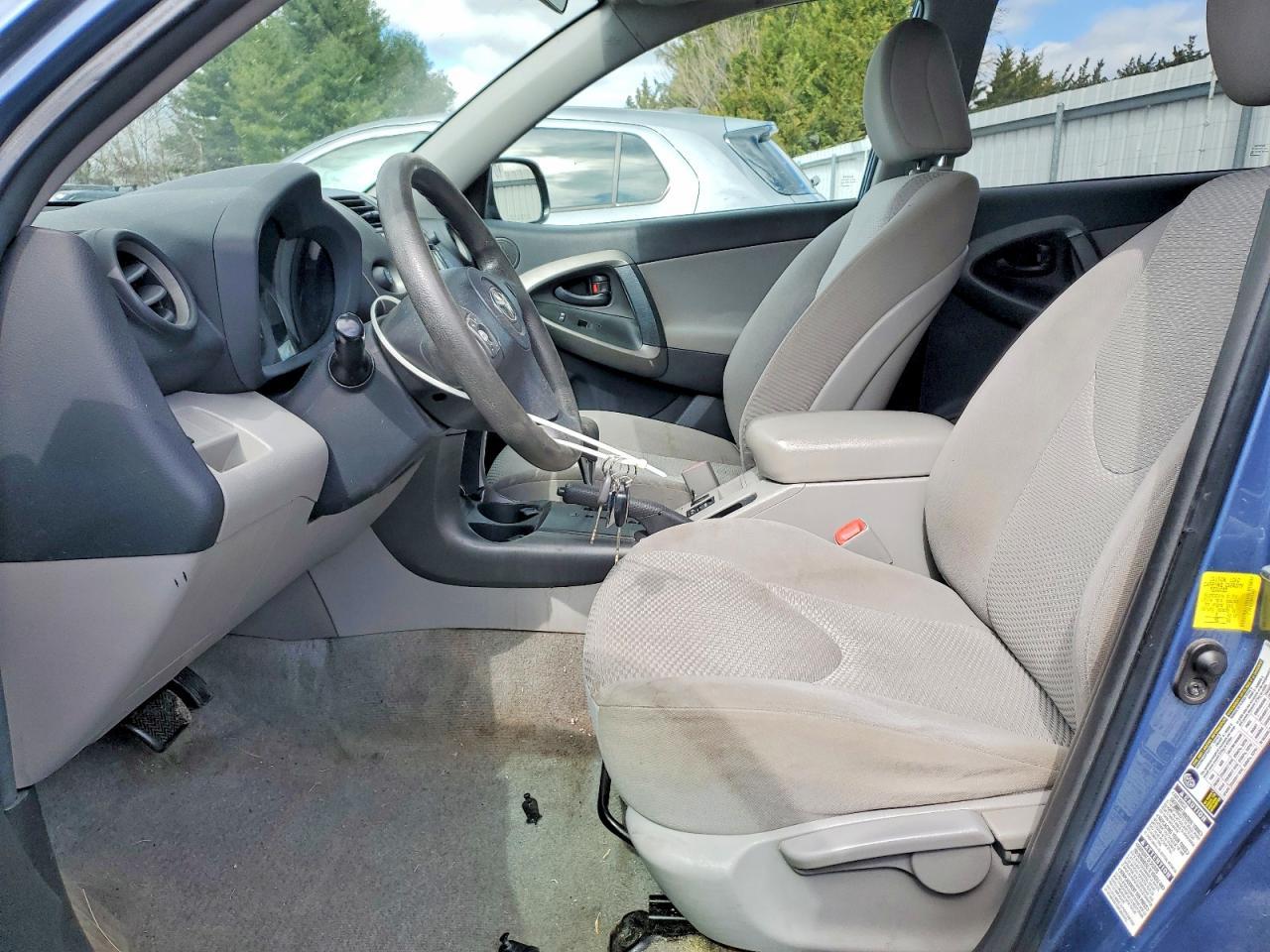 2011 TOYOTA RAV4