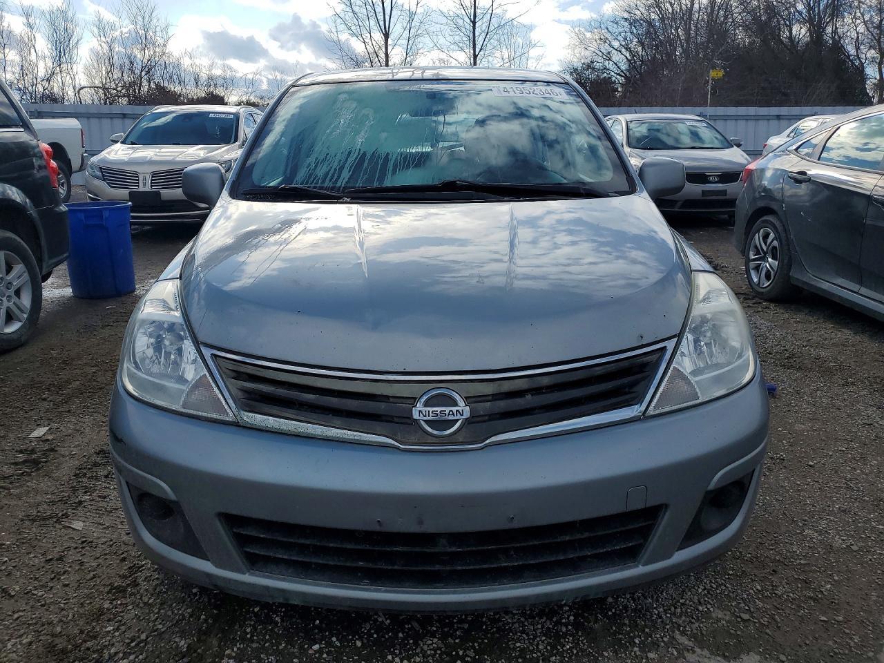 2011 NISSAN VERSA