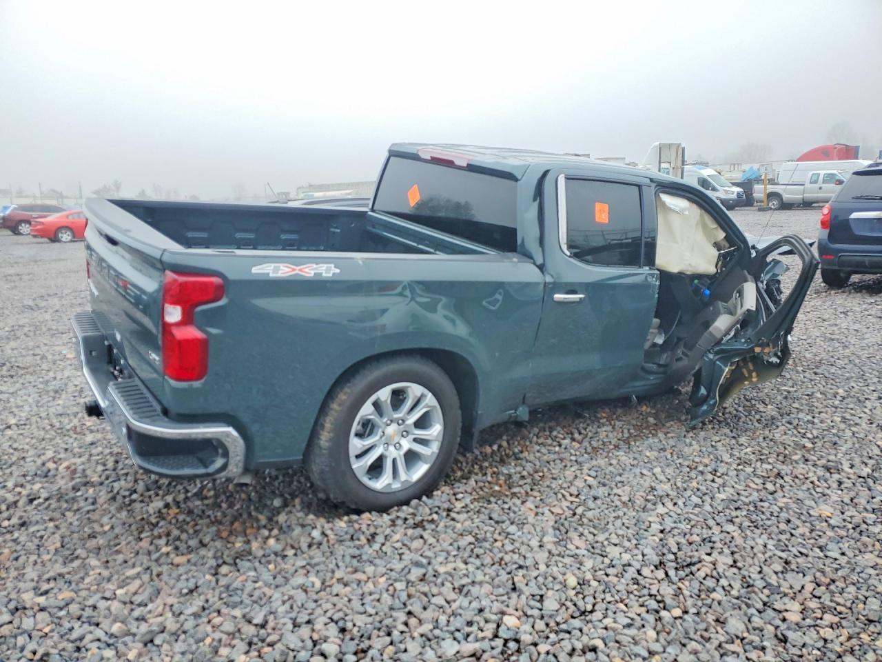2026 CHEVROLET Silverado