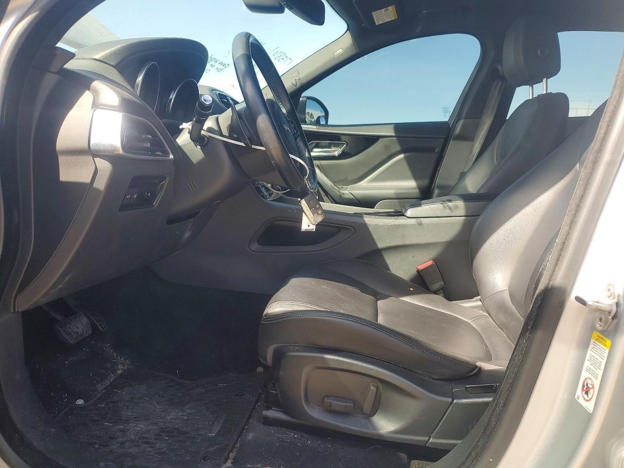 2018 JAGUAR F-Pace