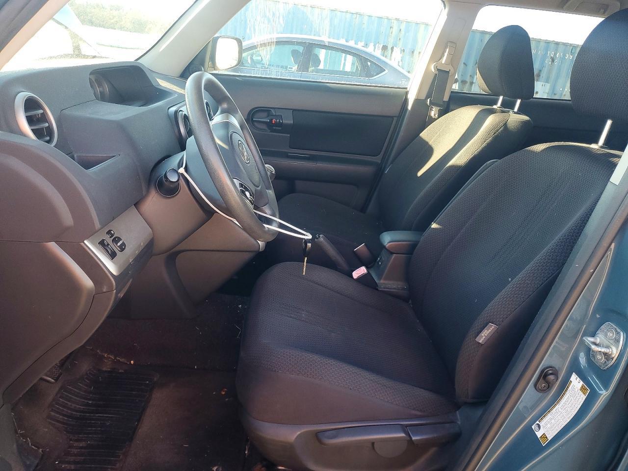 2009 SCION xB
