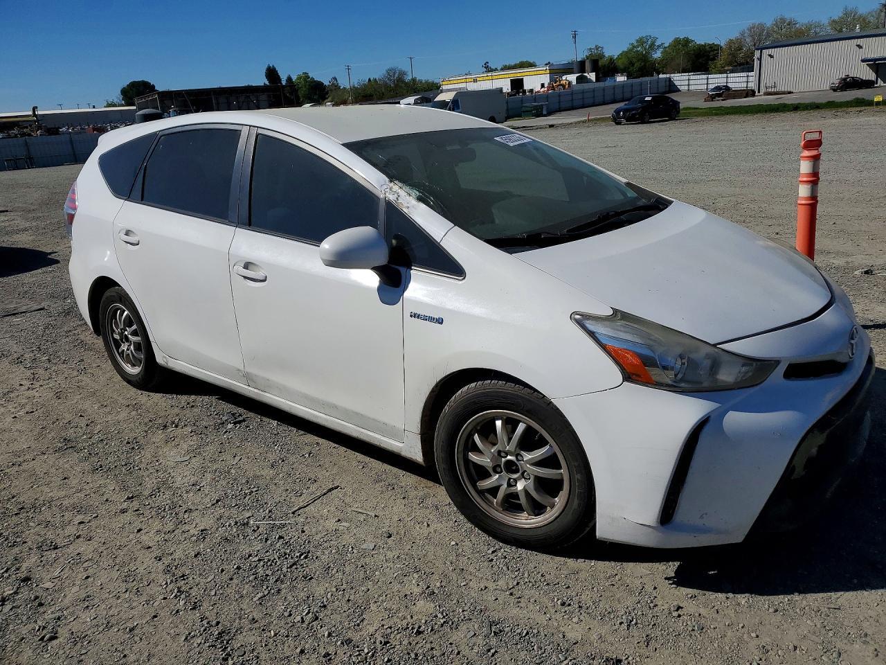 2015 TOYOTA PRIUS V