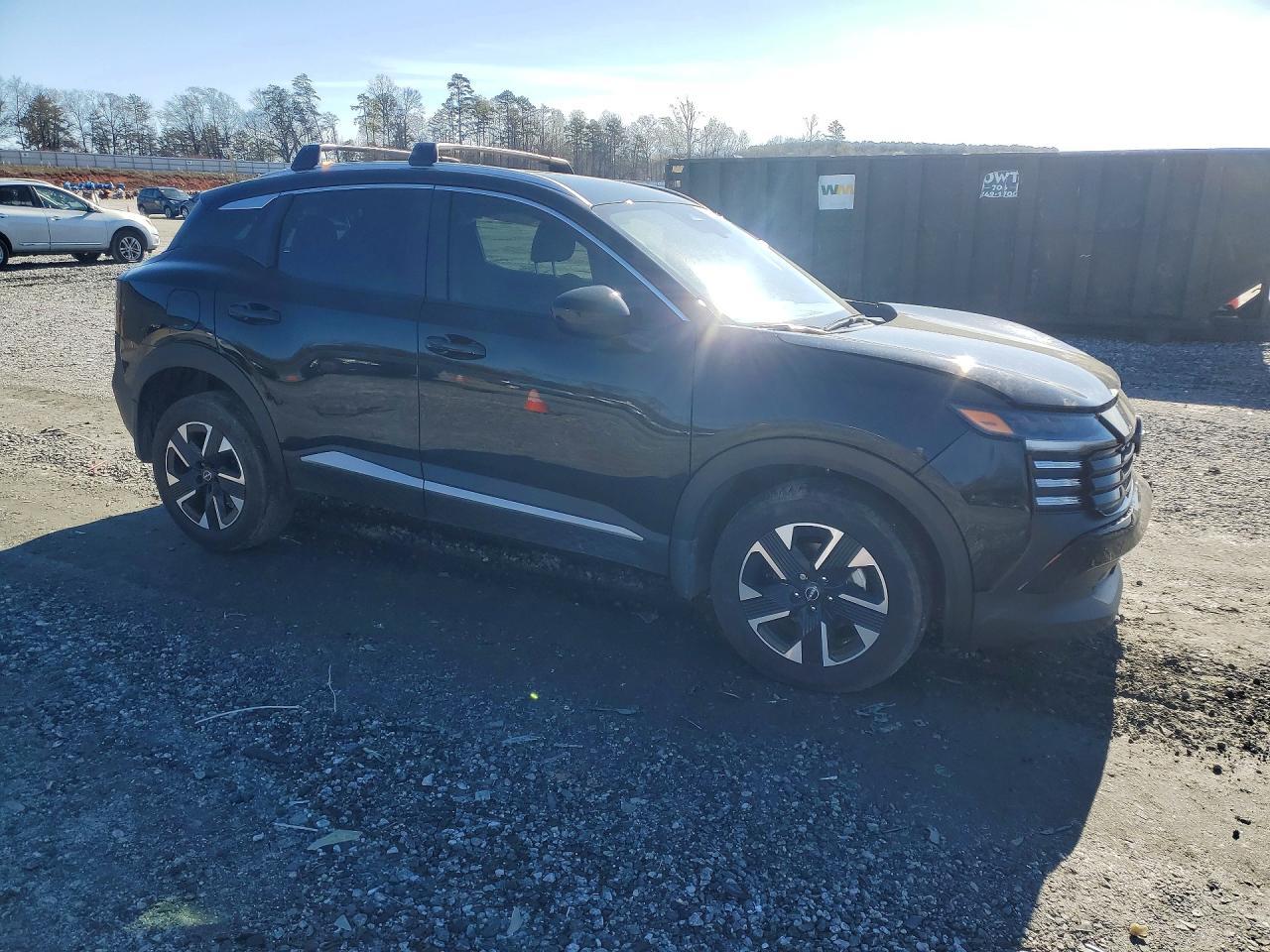 2026 NISSAN KICKS