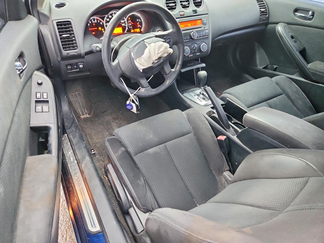2010 NISSAN ALTIMA