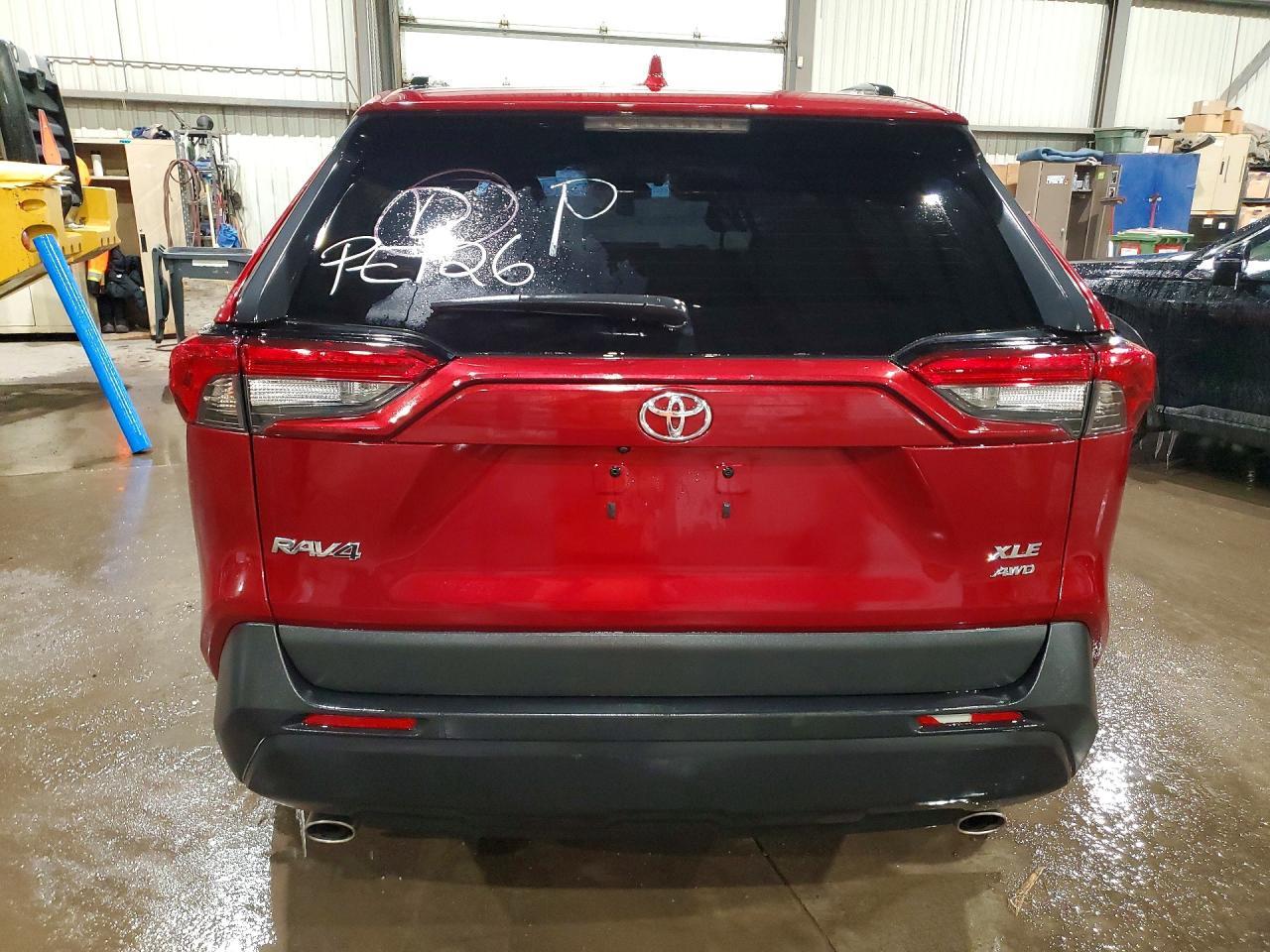 2019 TOYOTA RAV4