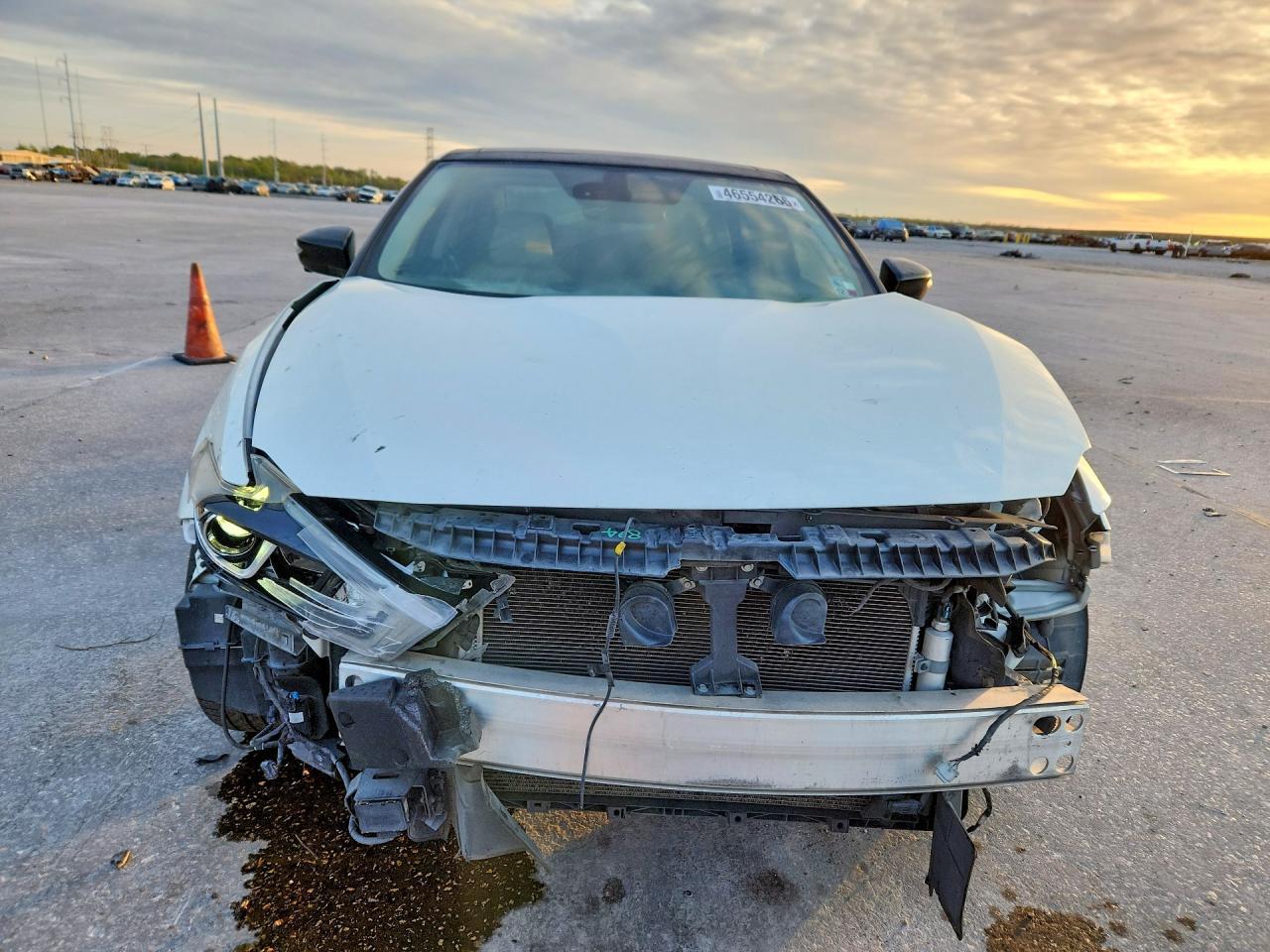 2017 NISSAN Maxima