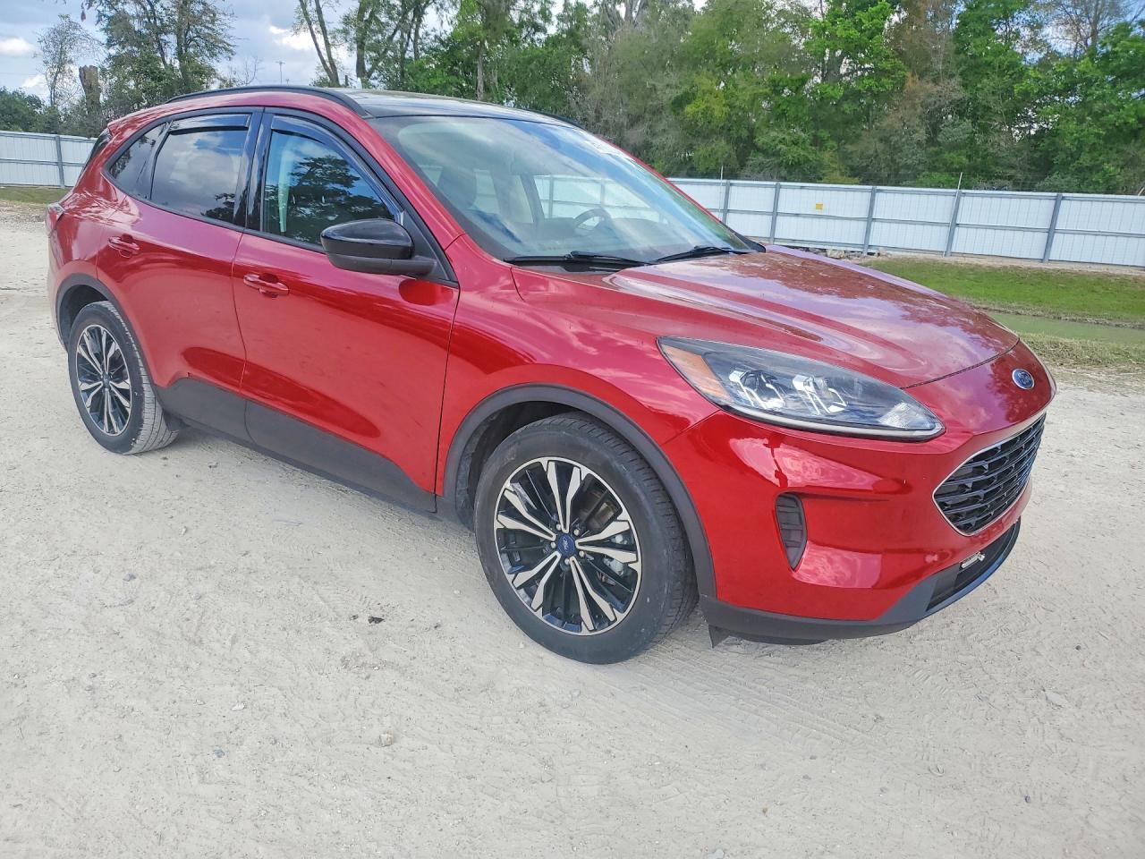 2021 FORD ESCAPE