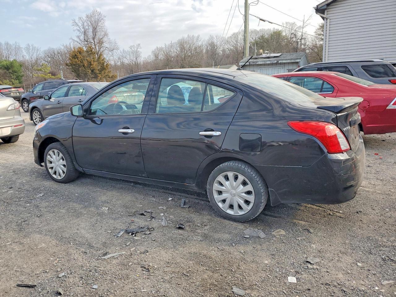 2018 NISSAN VERSA
