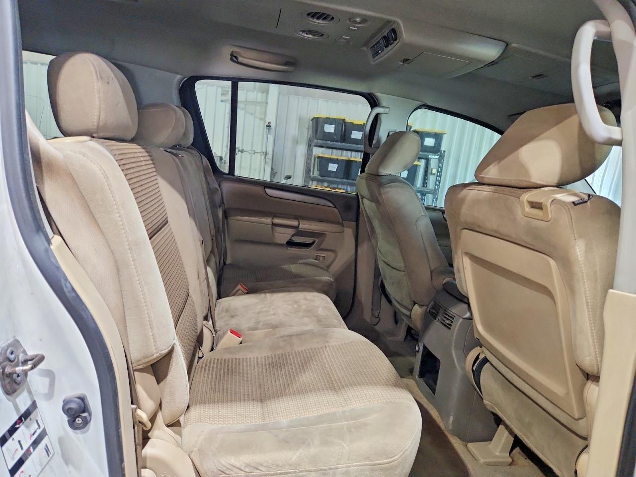 2011 NISSAN Armada