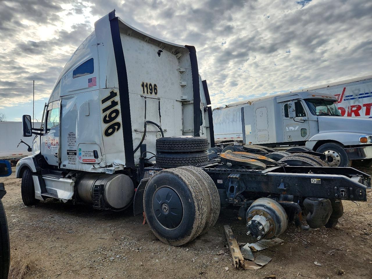 2024 KENWORTH T680