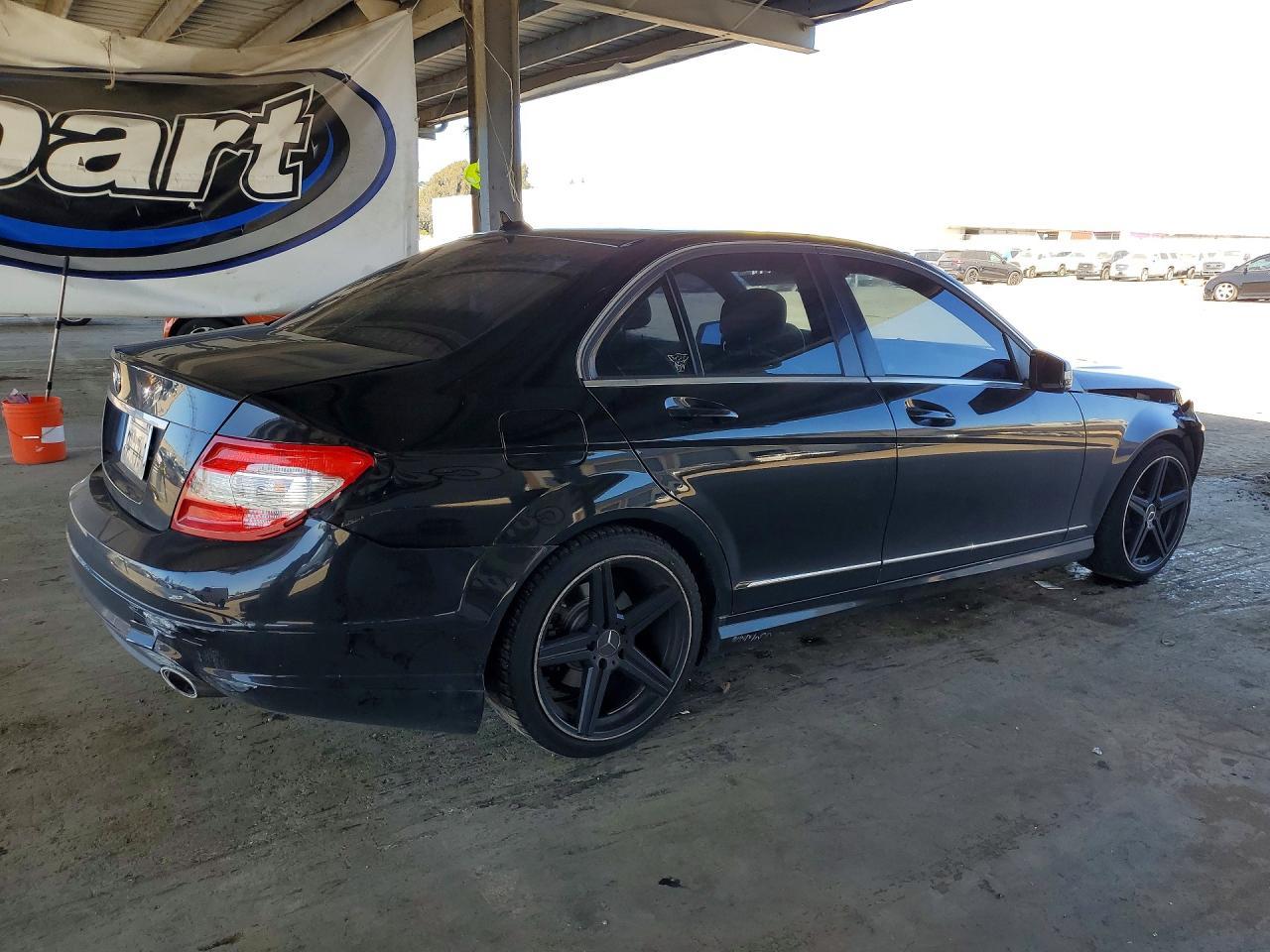 2011 MERCEDES-BENZ C-CLASS