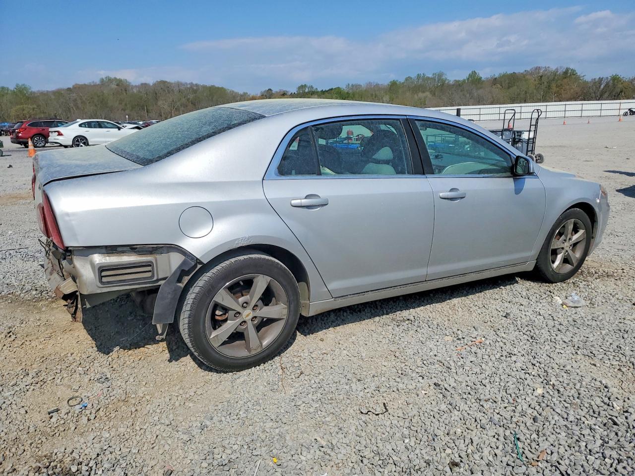 2011 CHEVROLET MALIBU