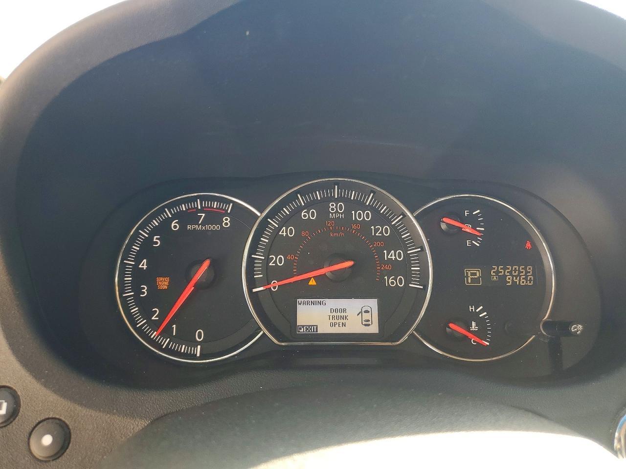 2014 NISSAN Maxima