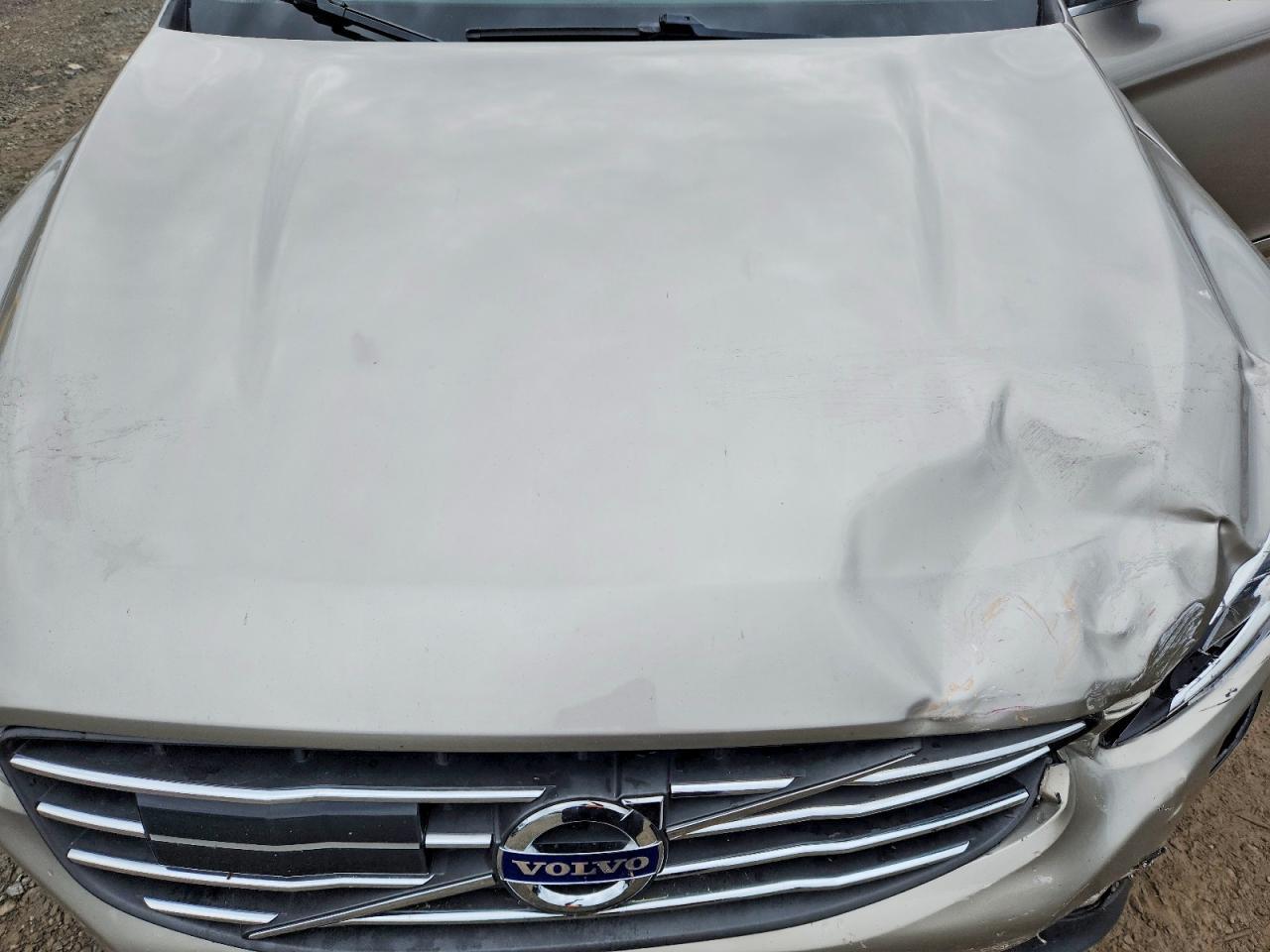 2016 VOLVO XC60