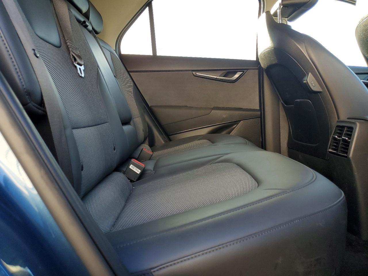 2025 KIA Niro