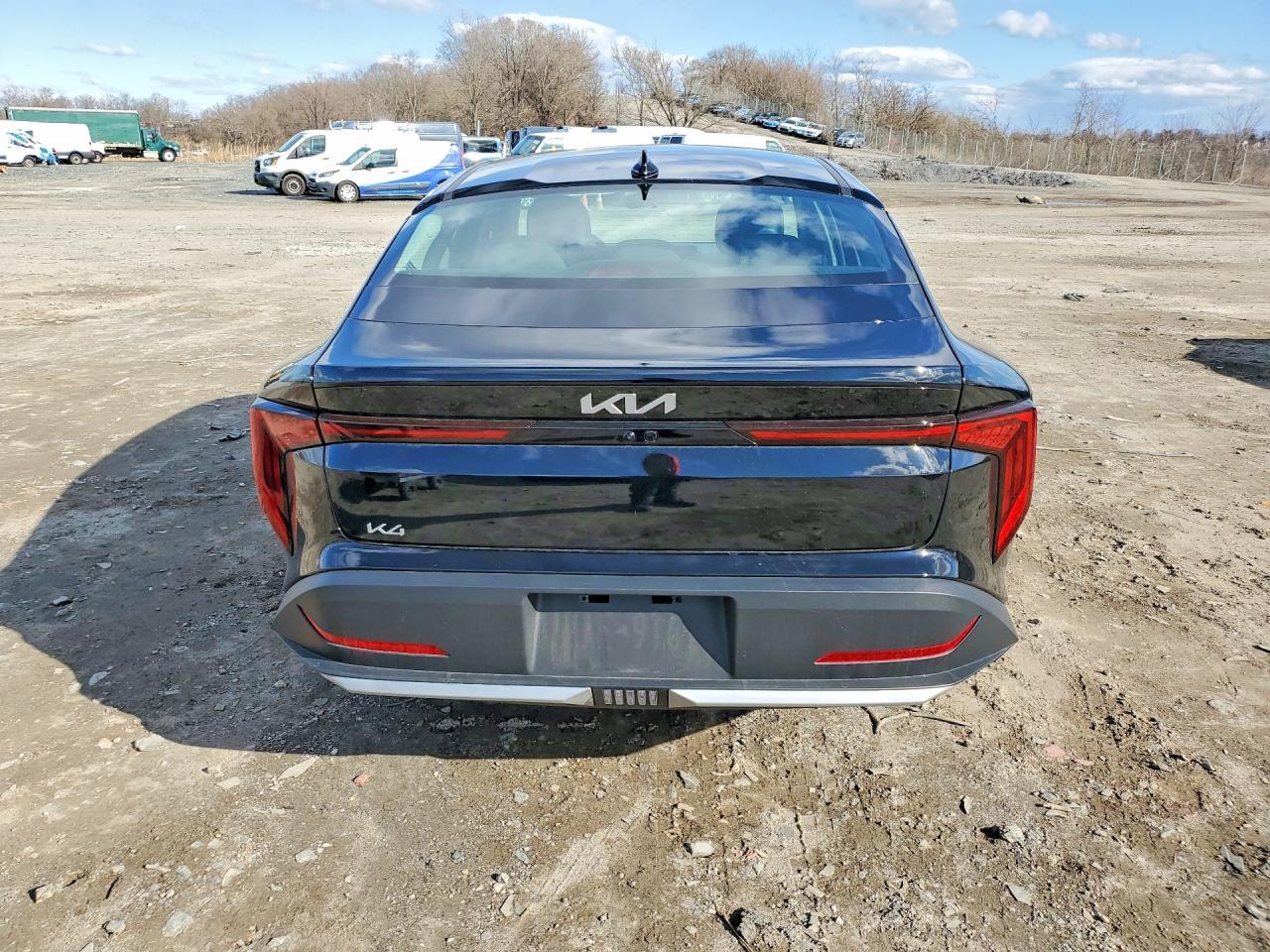 2025 KIA K4