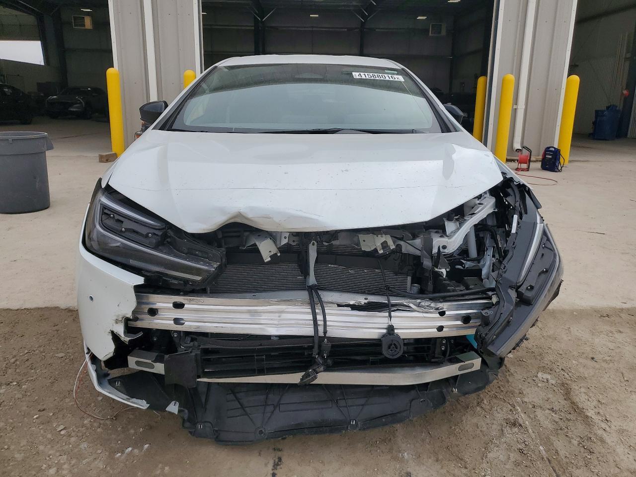 2024 TOYOTA PRIUS