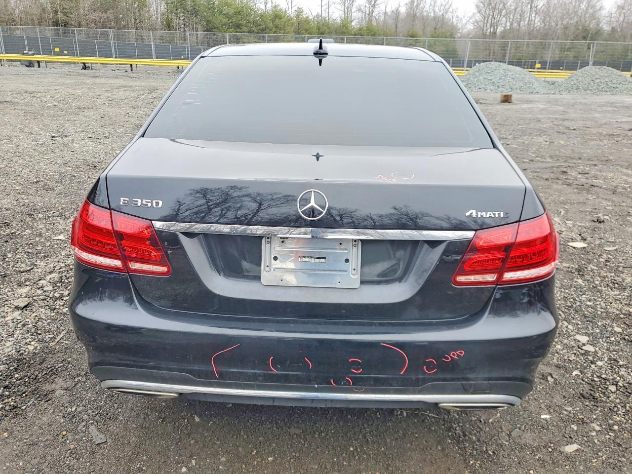 2016 MERCEDES-BENZ E-Class