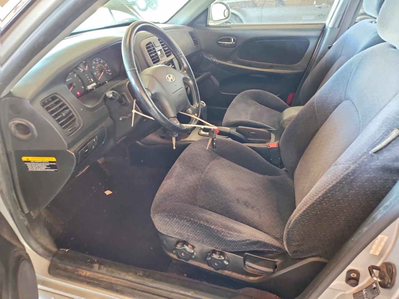 2002 HYUNDAI SONATA
