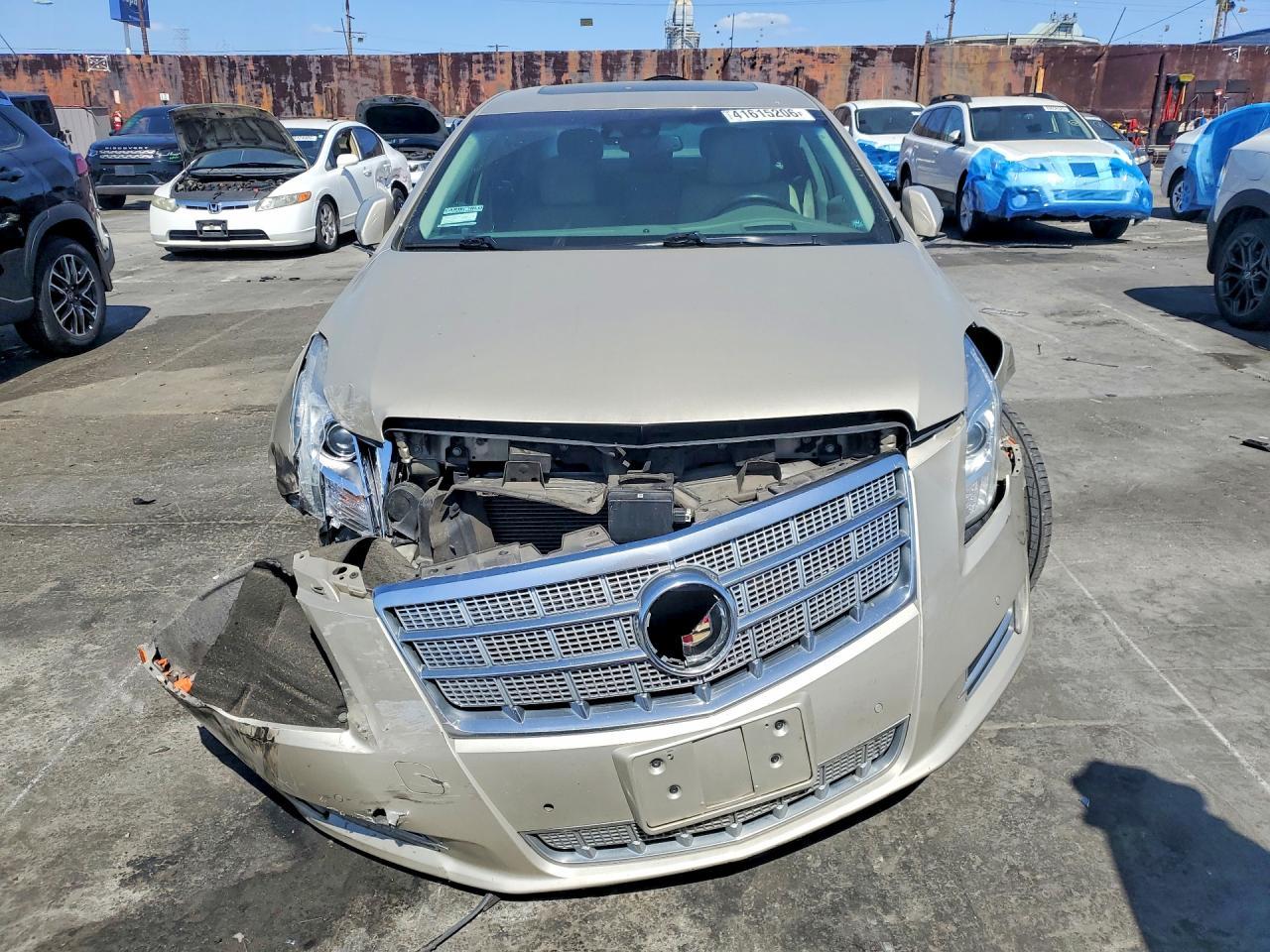 2014 CADILLAC XTS