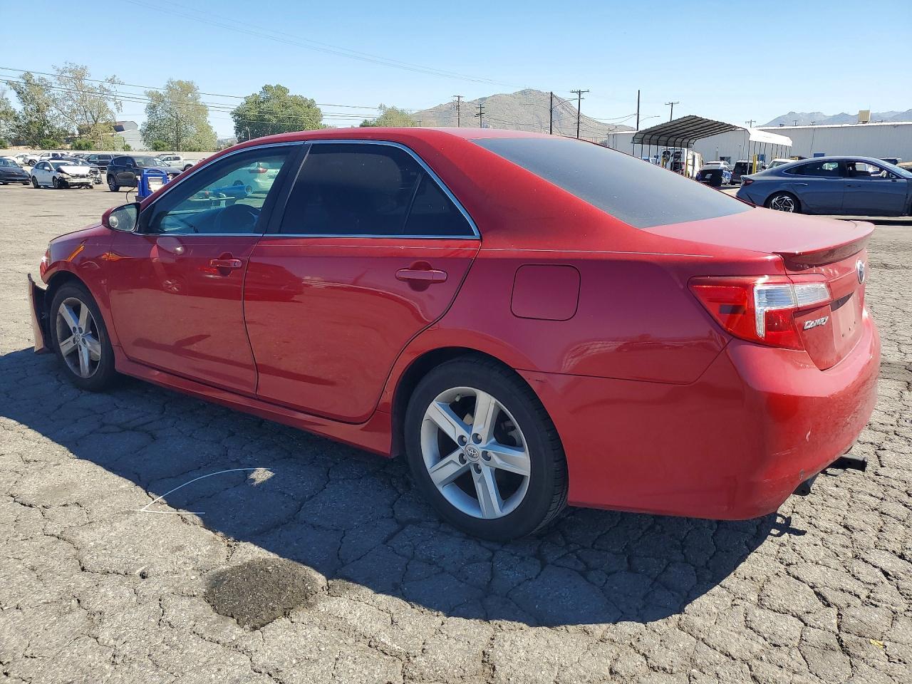 2013 TOYOTA CAMRY