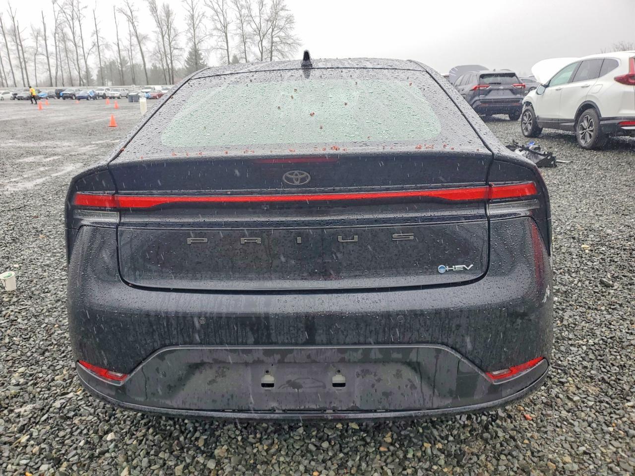2024 TOYOTA PRIUS