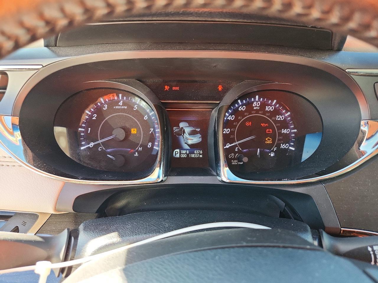 2013 TOYOTA Avalon