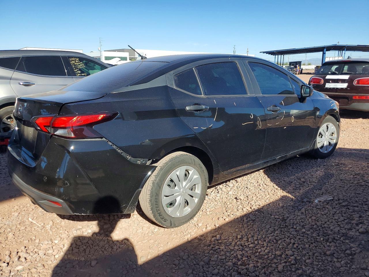2020 NISSAN VERSA