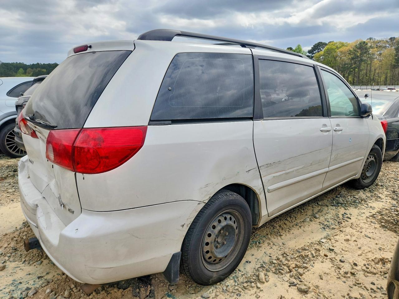 2006 TOYOTA SIENNA