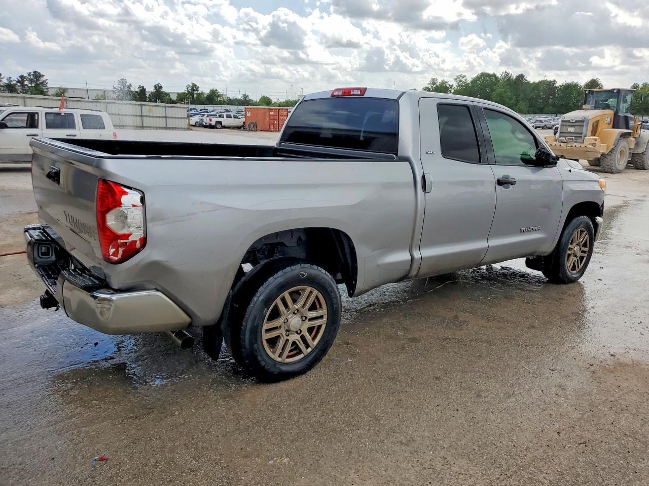 2016 TOYOTA TUNDRA
