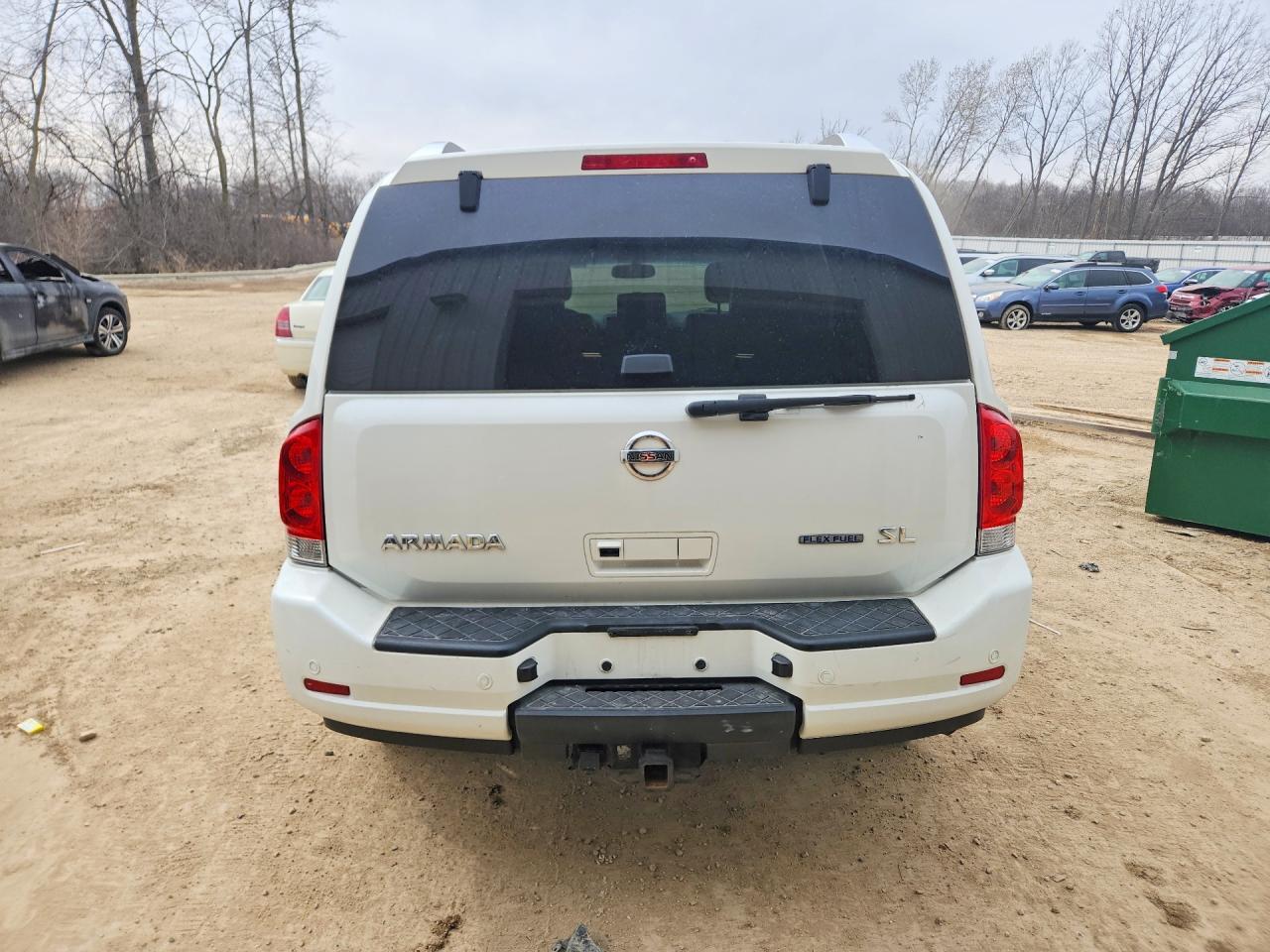 2013 NISSAN Armada