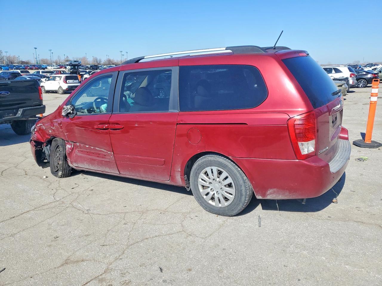 2011 KIA SEDONA