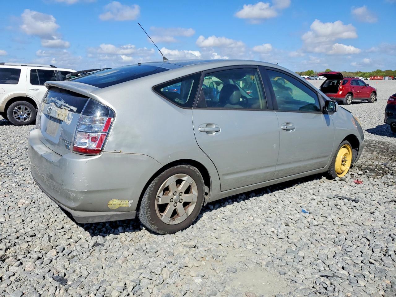 2005 TOYOTA PRIUS