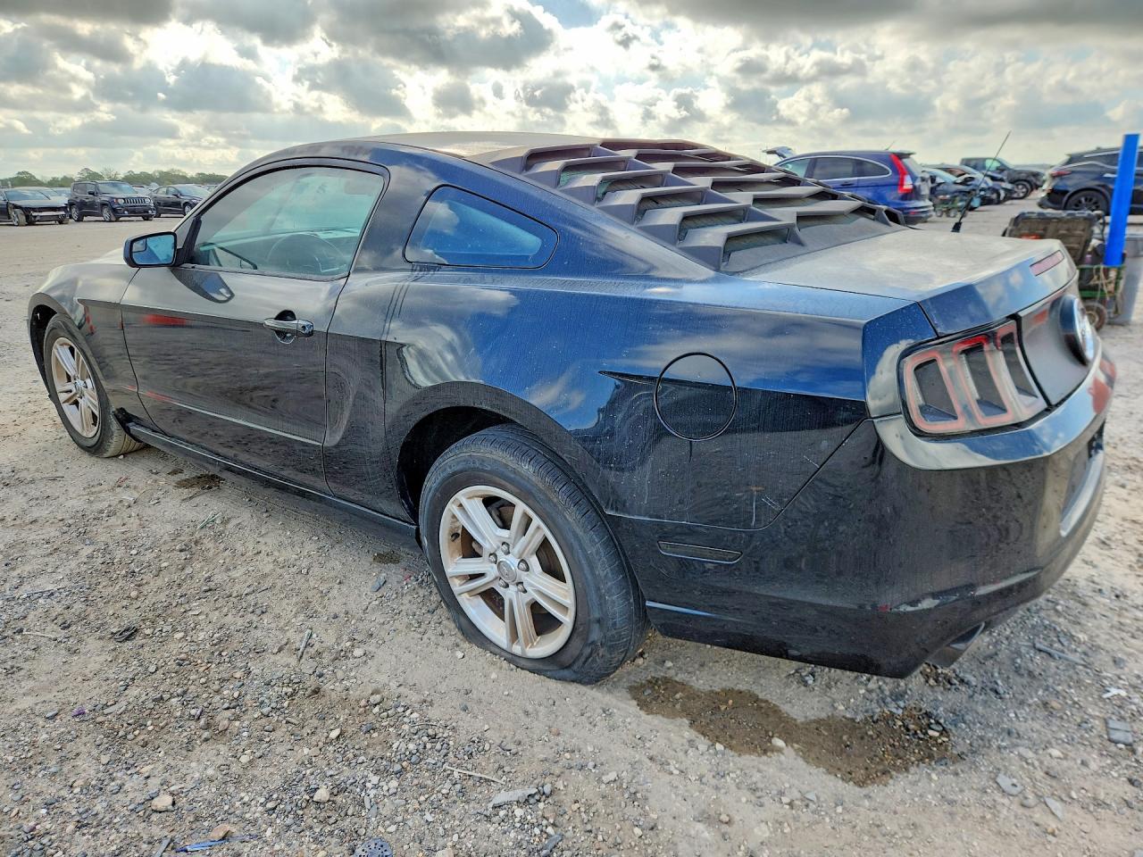 2013 FORD MUSTANG