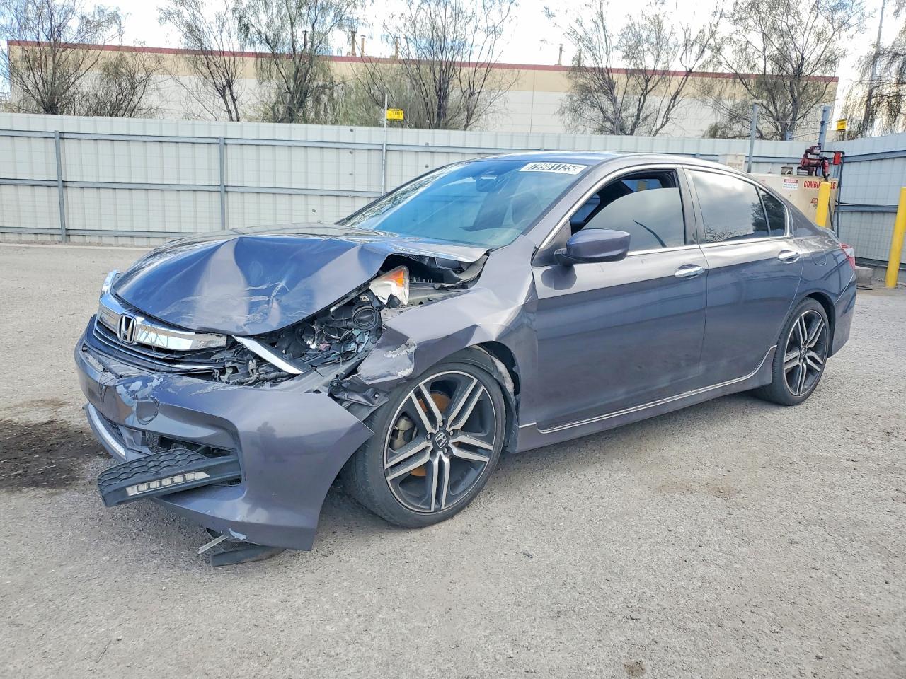 2017 HONDA ACCORD