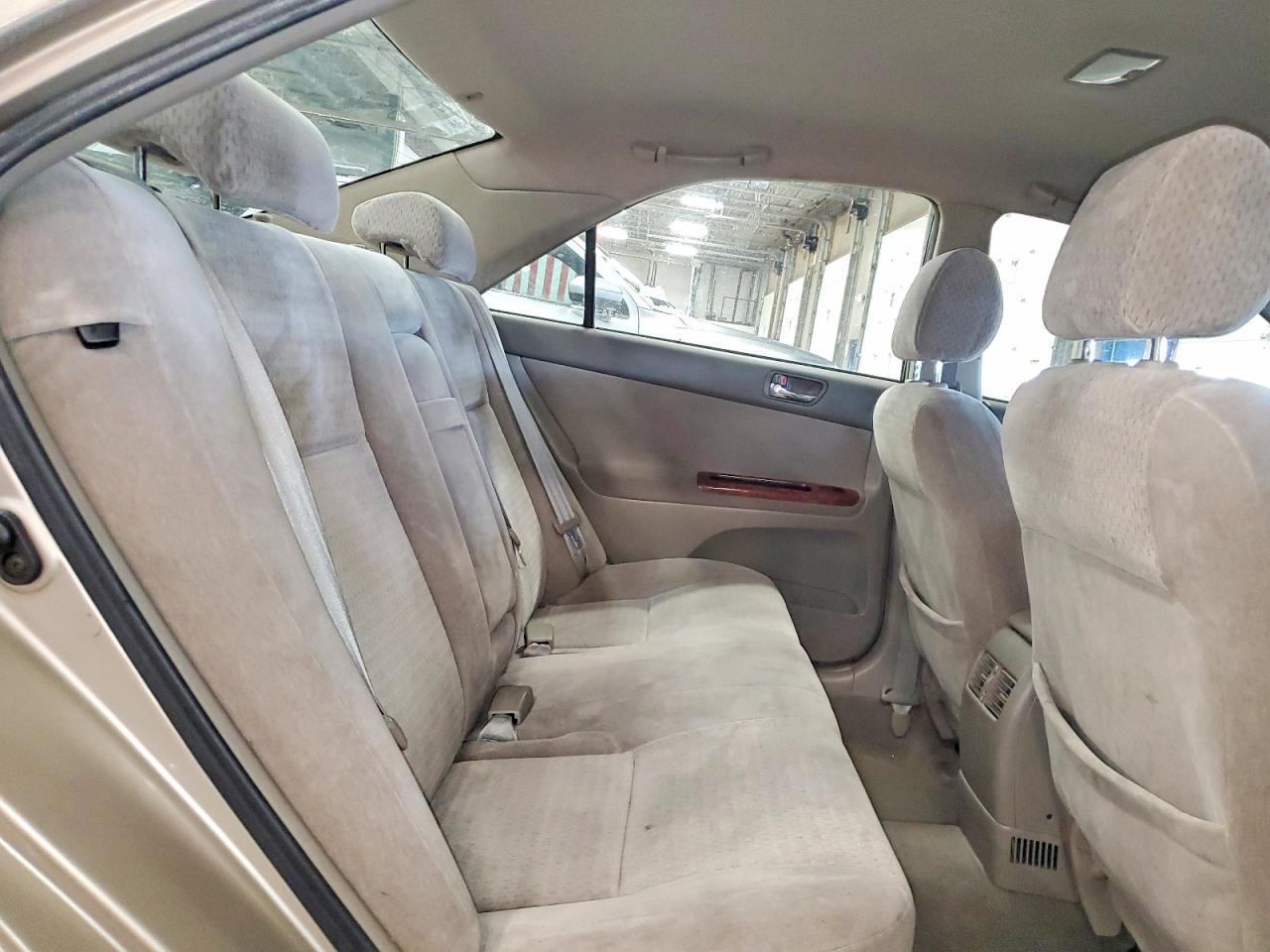 2002 TOYOTA CAMRY