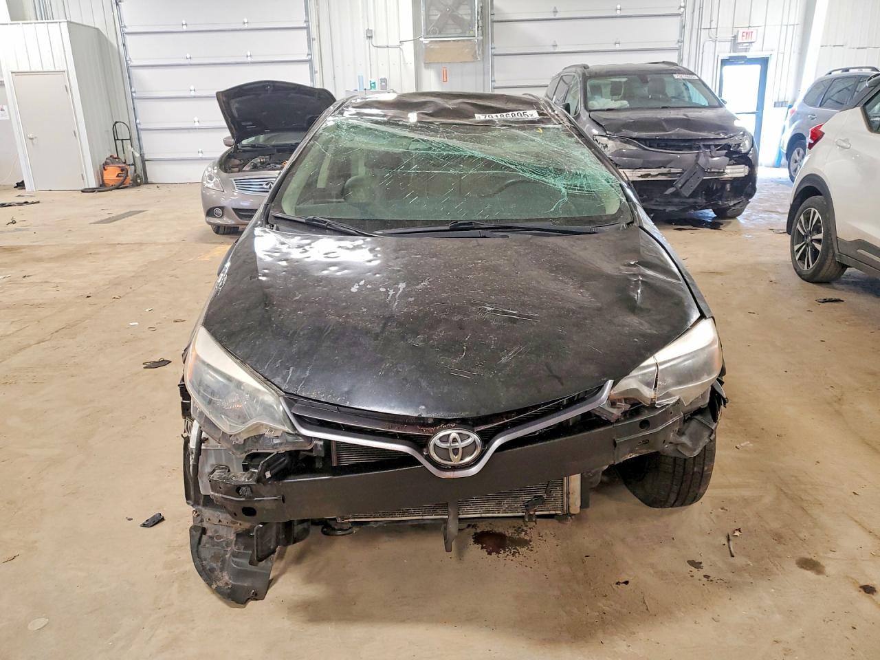 2015 TOYOTA COROLLA