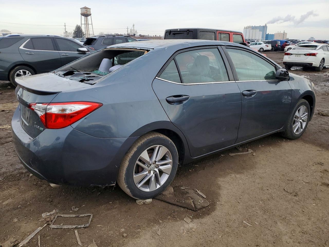 2016 TOYOTA COROLLA
