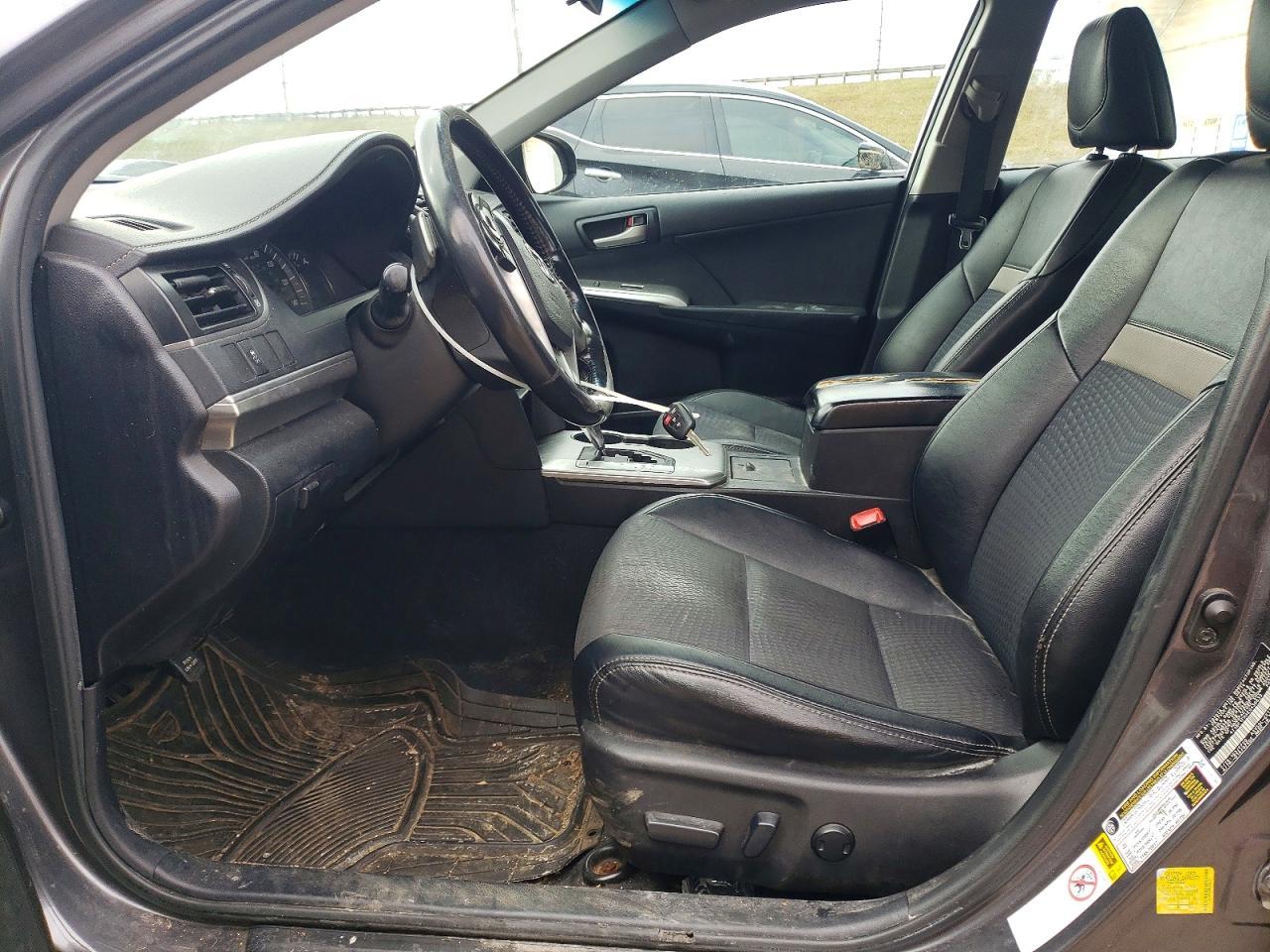 2014 TOYOTA CAMRY