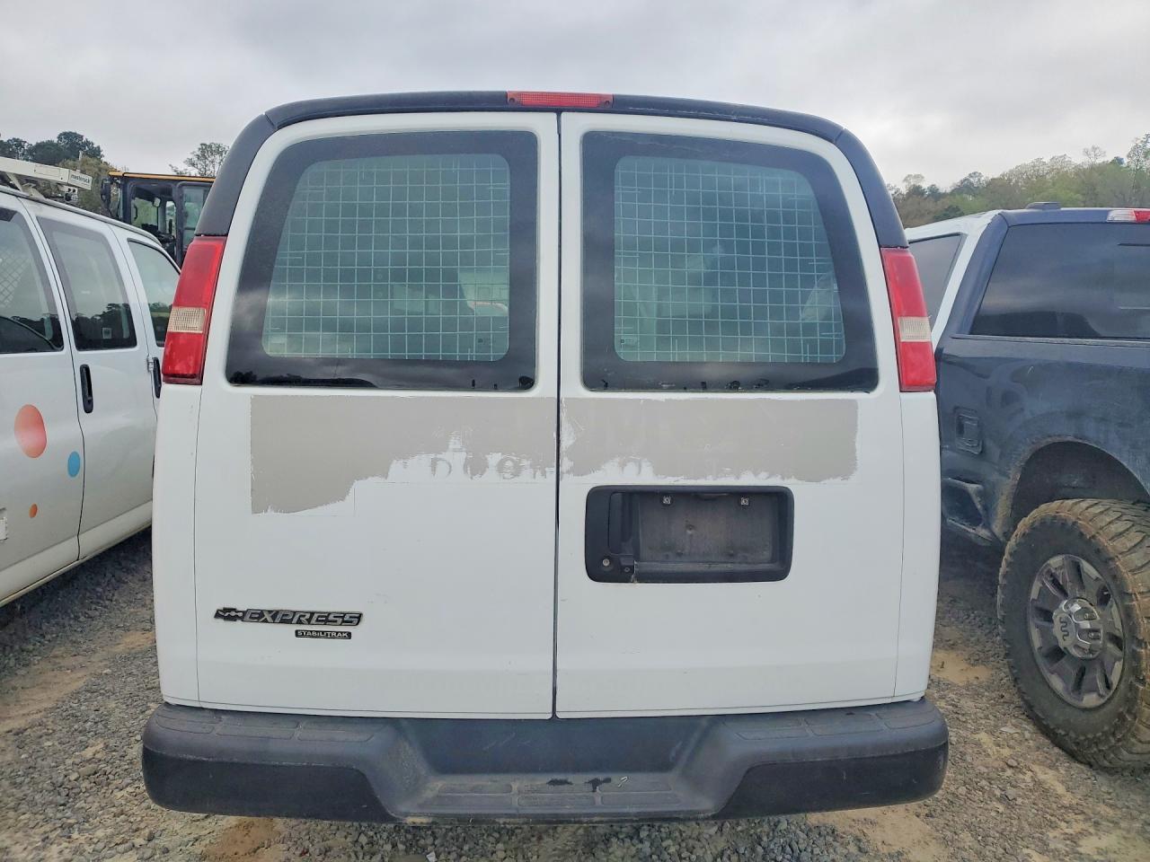 2016 CHEVROLET EXPRESS 2500