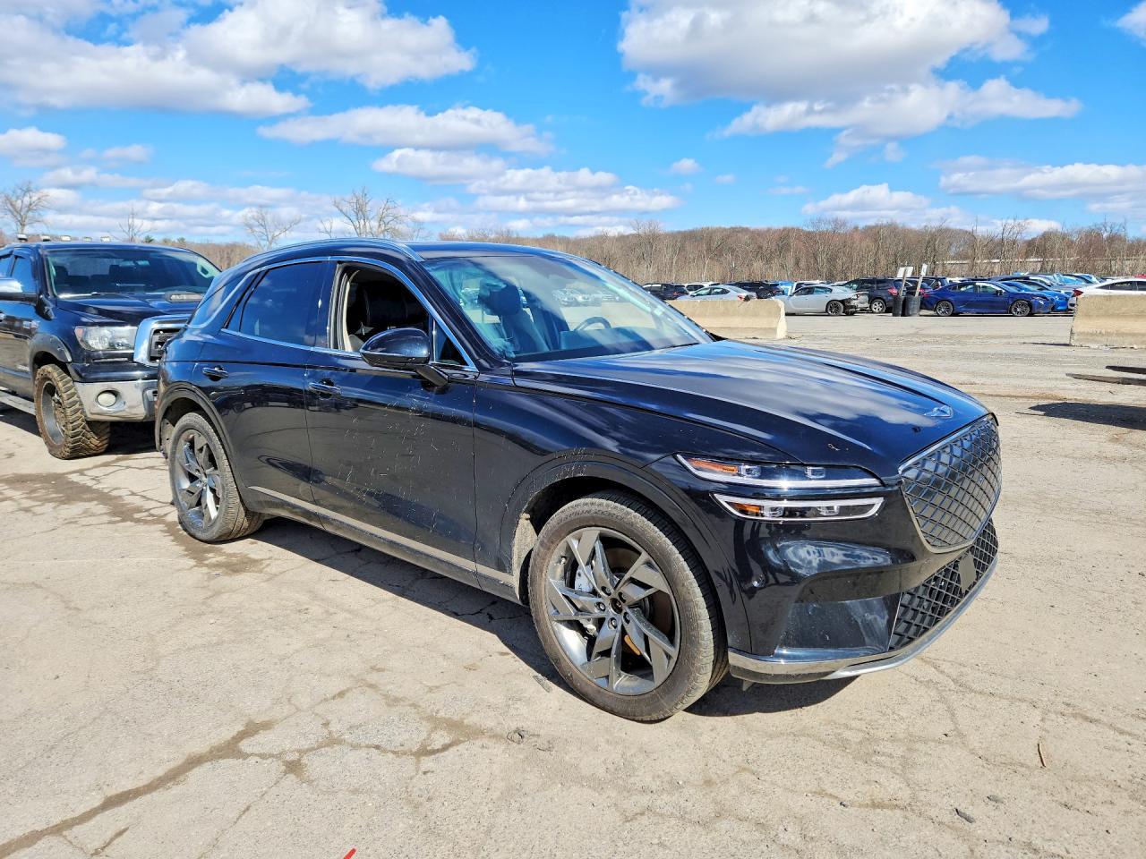 2023 GENESIS GV70