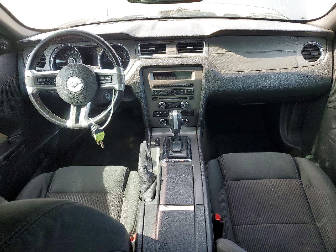 2013 FORD MUSTANG