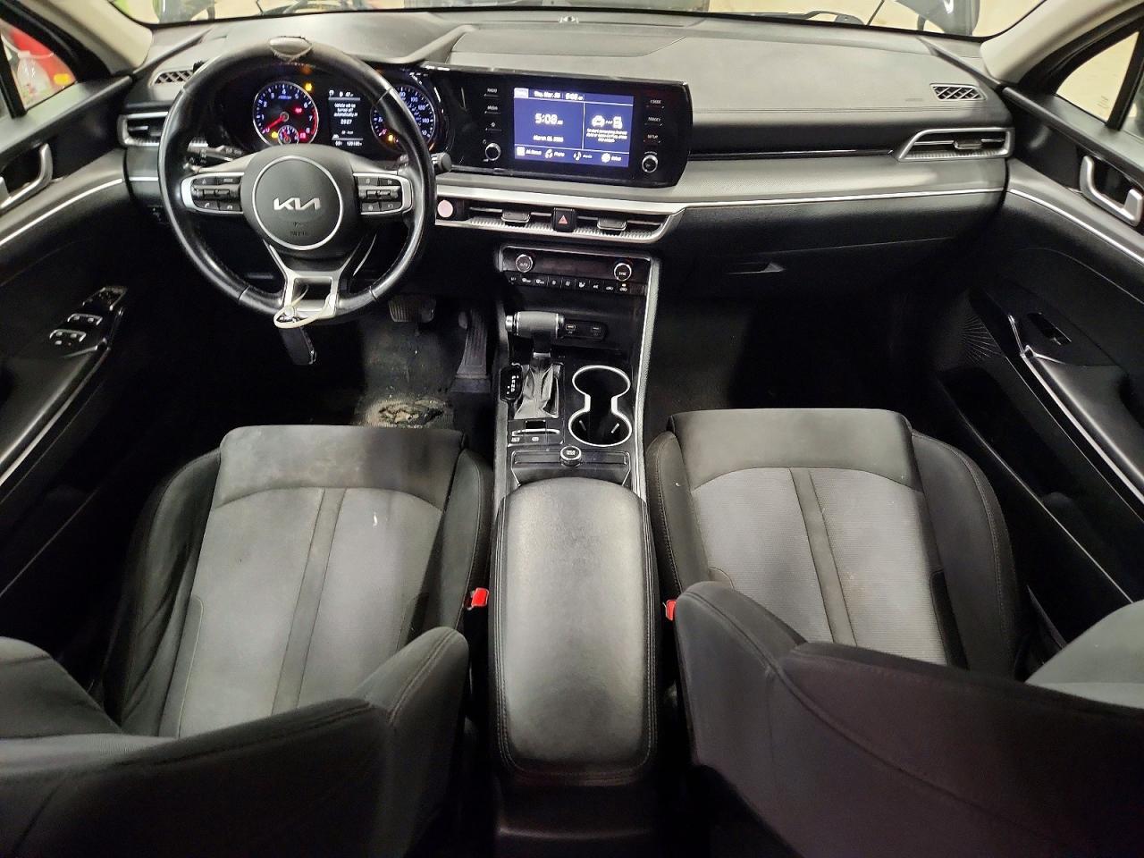 2022 KIA K5