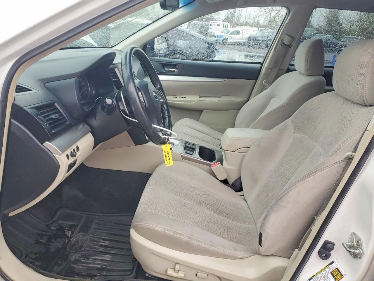 2013 SUBARU Outback
