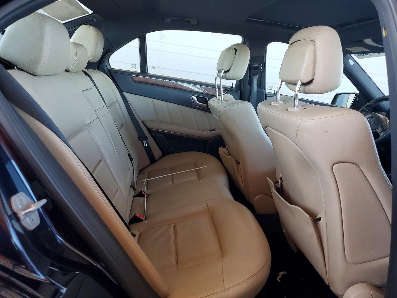 2012 MERCEDES-BENZ E-Class